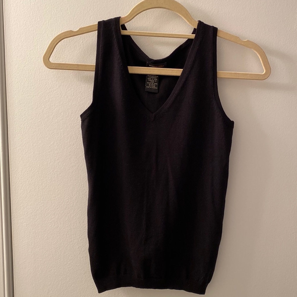 BCBGMAXAZRIA top
